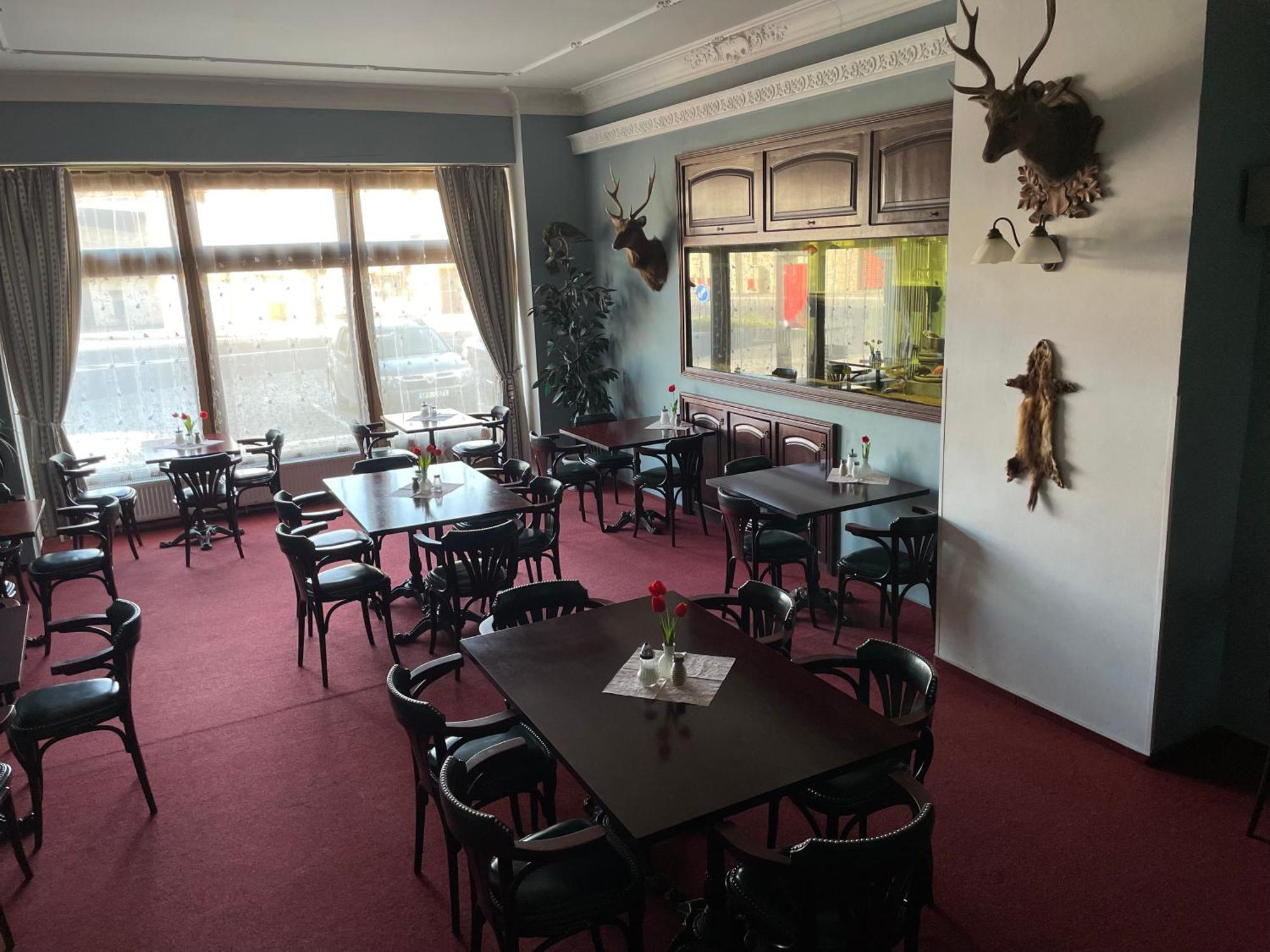 Hotel Cerny Orel Zatec Exterior foto